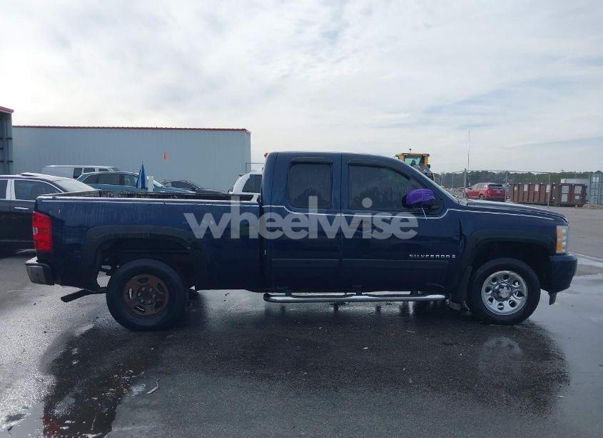 Photo 13 of 2007 Chevrolet Silverado 1500 LT1 (VIN 2GCEC19C871611411)