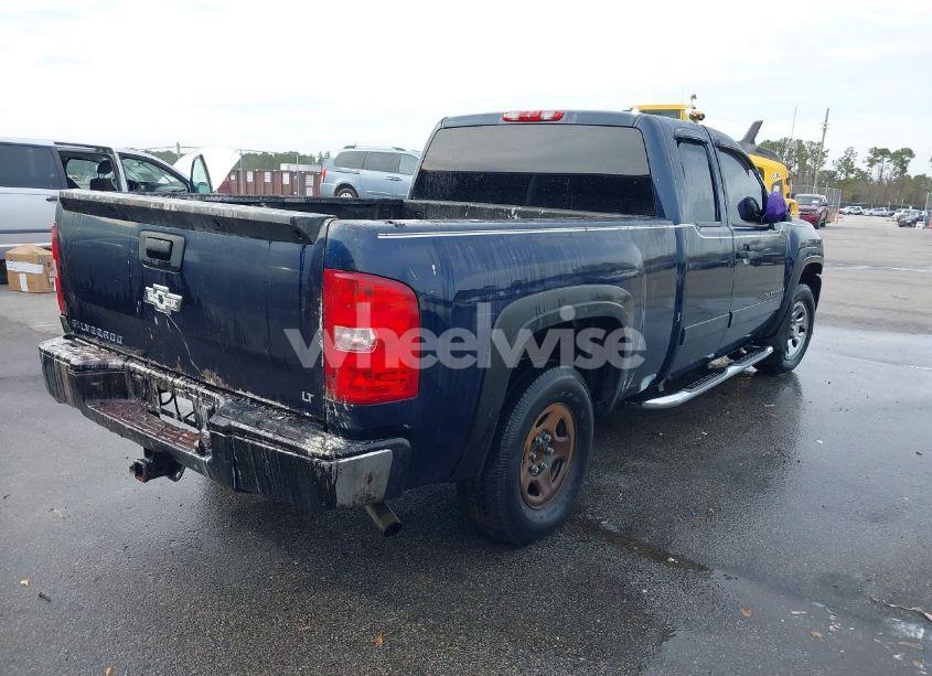 Photo 4 of 2007 Chevrolet Silverado 1500 LT1 (VIN 2GCEC19C871611411)
