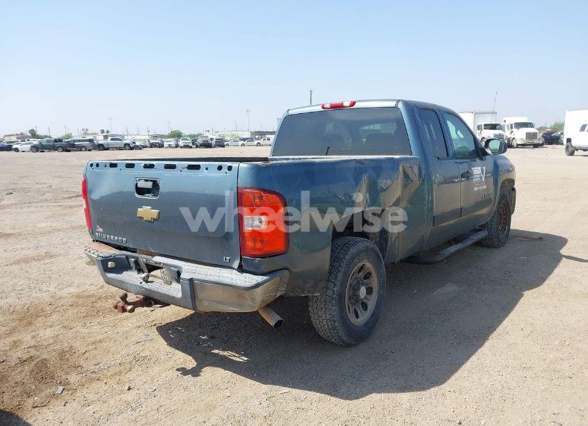 Photo 4 of 2007 Chevrolet Silverado 1500 LT1 (VIN 2GCEC19C871677599)