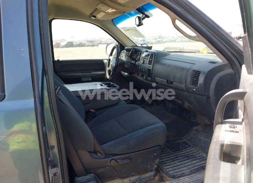 Photo 5 of 2007 Chevrolet Silverado 1500 LT1 (VIN 2GCEC19C871677599)