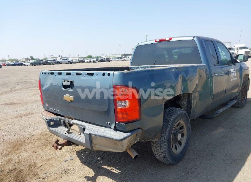 Photo 6 of 2007 Chevrolet Silverado 1500 LT1 (VIN 2GCEC19C871677599)