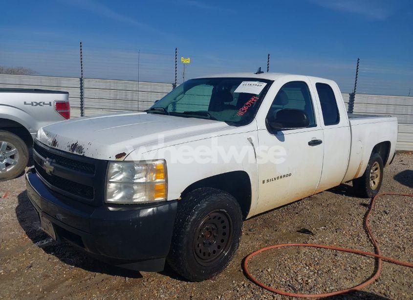 Photo 2 of 2008 Chevrolet Silverado 1500 WORK TRUCK (VIN 2GCEC19C881269623)
