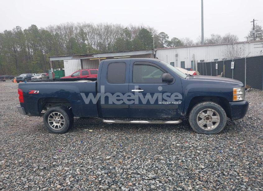 Photo 14 of 2007 Chevrolet Silverado 1500 LT1 (VIN 2GCEC19C971650265)