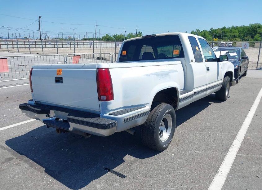 Photo 4 of 1995 Chevrolet Gmt-400 C1500 (VIN 2GCEC19H0S1215512)