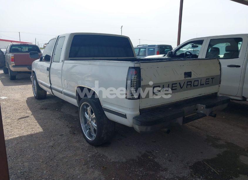 Photo 3 of 1993 Chevrolet Gmt-400 C1500 (VIN 2GCEC19H8P1227978)