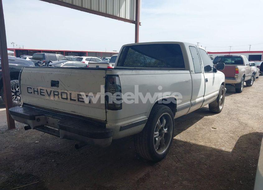 Photo 4 of 1993 Chevrolet Gmt-400 C1500 (VIN 2GCEC19H8P1227978)