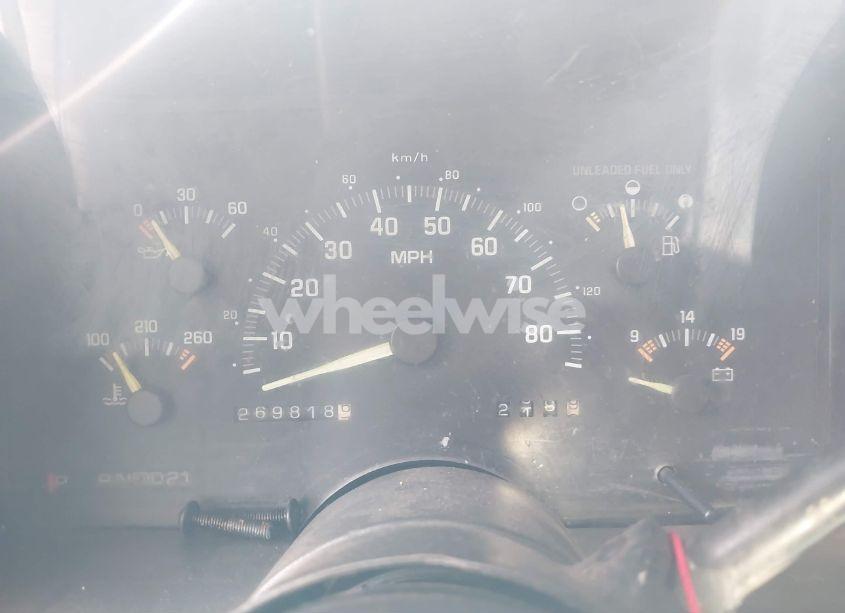 Photo 7 of 1993 Chevrolet Gmt-400 C1500 (VIN 2GCEC19H8P1227978)