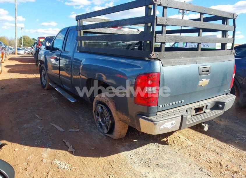 Photo 3 of 2008 Chevrolet Silverado 1500 LT1 (VIN 2GCEC19J281258809)