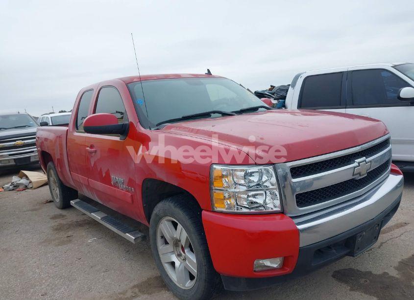 2008 Chevrolet Silverado 1500 LT1 (VIN 2GCEC19J581317917) main photo
