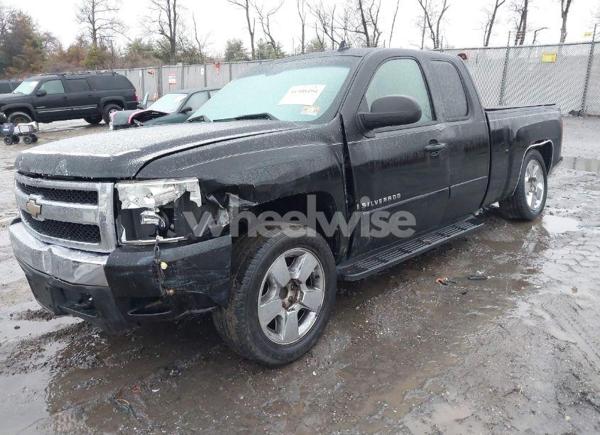 Photo 2 of 2008 Chevrolet Silverado 1500 LT1 (VIN 2GCEC19J781207550)