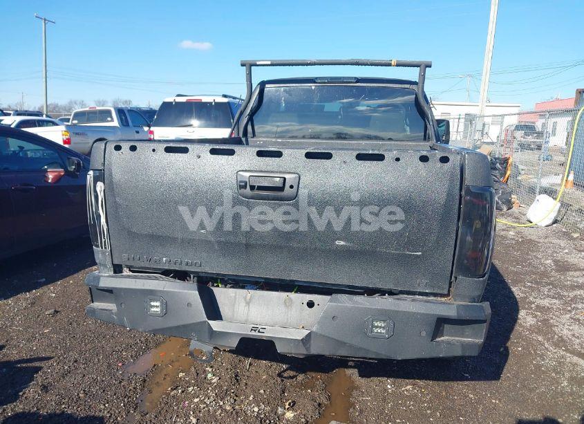 Photo 17 of 2007 Chevrolet Silverado 1500 LT1/LT2/LTZ/WORK TRUCK (VIN 2GCEC19J971584752)