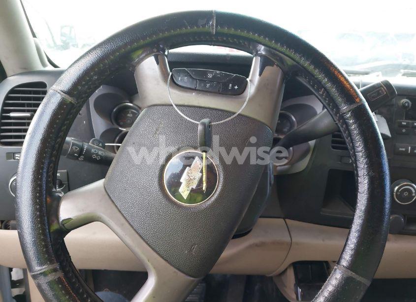 Photo 11 of 2007 Chevrolet Silverado 1500 LT1 (VIN 2GCEC19JX71639564)