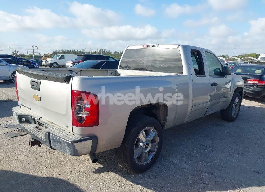 Photo 4 of 2008 Chevrolet Silverado 1500 LT1 (VIN 2GCEC19JX81124243)