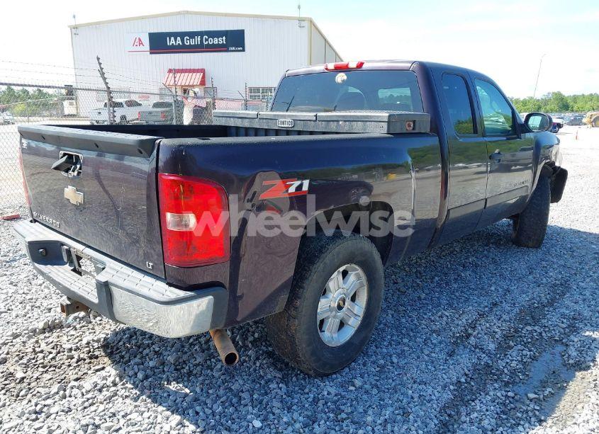 Photo 4 of 2008 Chevrolet Silverado 1500 LT1 (VIN 2GCEC19JX81175869)