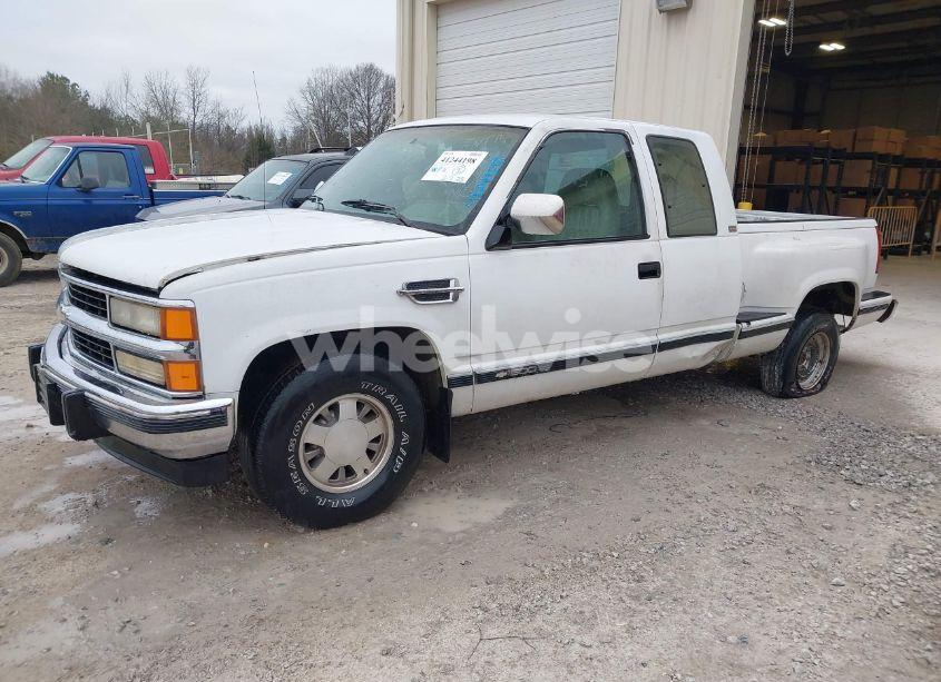 Photo 2 of 1994 Chevrolet Gmt-400 C1500 (VIN 2GCEC19K1R1142334)