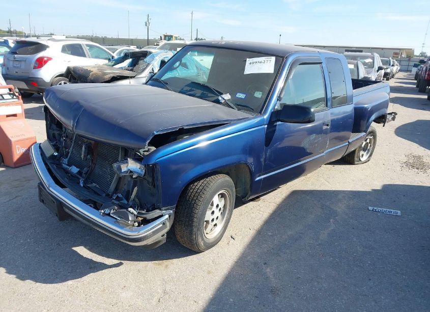 Photo 2 of 1995 Chevrolet Gmt-400 C1500 (VIN 2GCEC19K1S1181169)