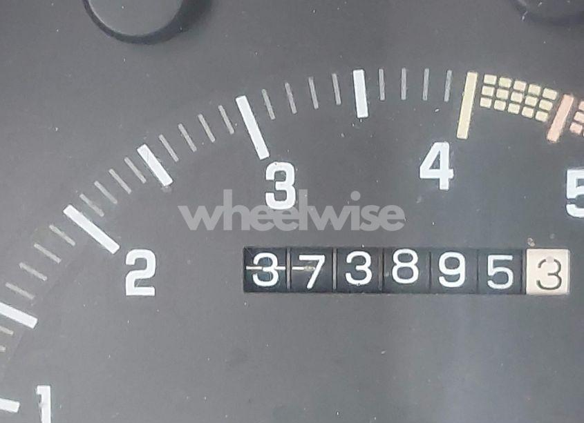 Photo 15 of 1992 Chevrolet Gmt-400 C1500 (VIN 2GCEC19K2N1181105)