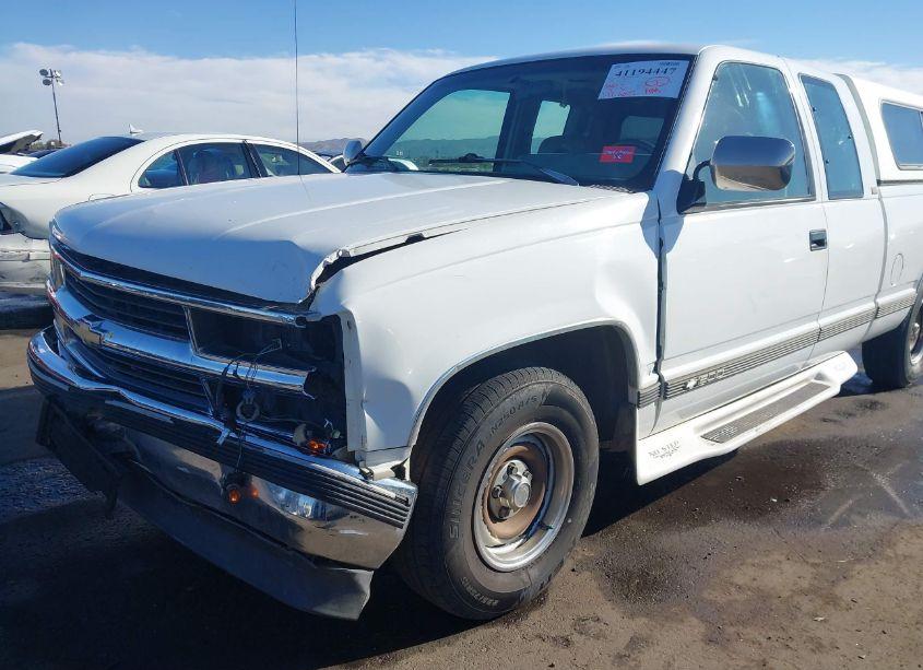 Photo 6 of 1994 Chevrolet Gmt-400 C1500 (VIN 2GCEC19K2R1222838)