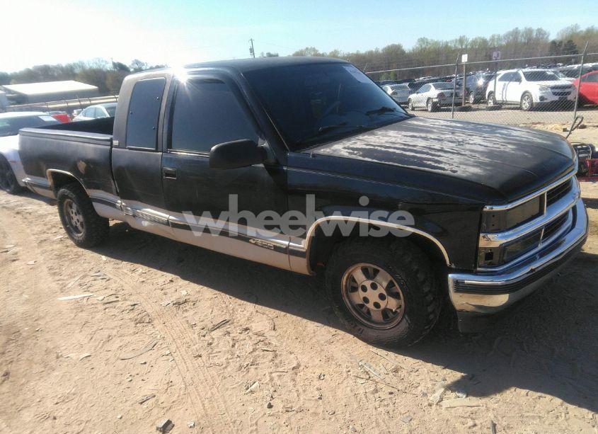 1995 Chevrolet Gmt-400 C1500 (VIN 2GCEC19K2S1201008) main photo