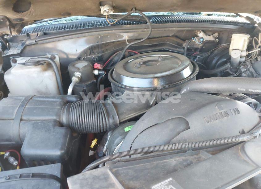 Photo 10 of 1995 Chevrolet Gmt-400 C1500 (VIN 2GCEC19K3S1305202)