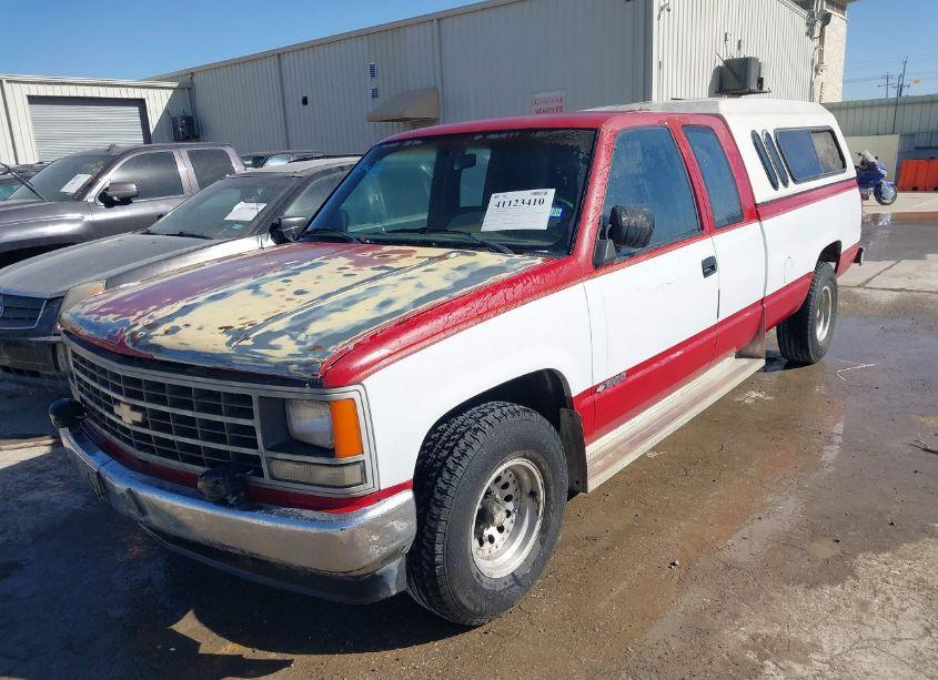 Photo 2 of 1990 Chevrolet Gmt-400 C1500 (VIN 2GCEC19K4L1108721)