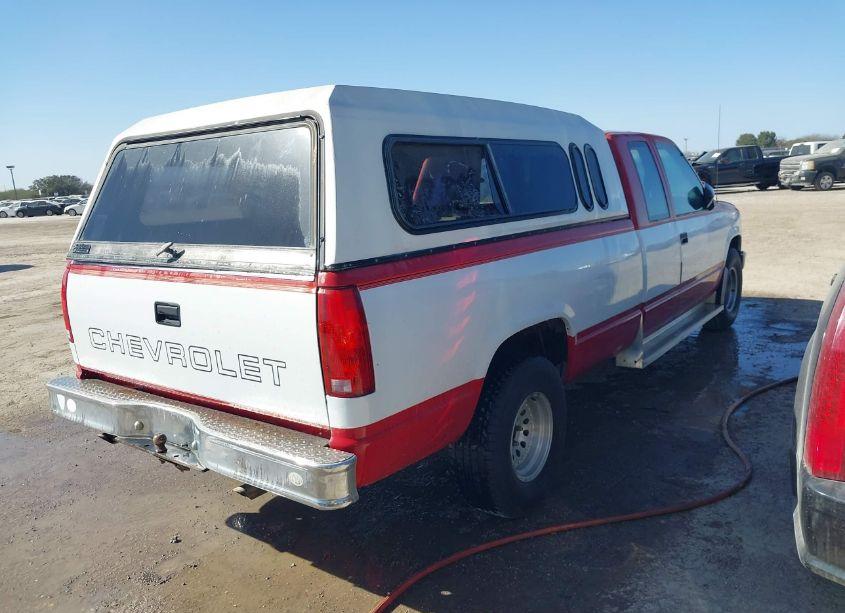 Photo 4 of 1990 Chevrolet Gmt-400 C1500 (VIN 2GCEC19K4L1108721)