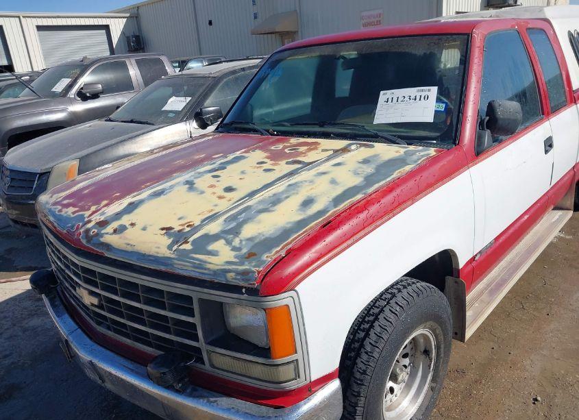 Photo 6 of 1990 Chevrolet Gmt-400 C1500 (VIN 2GCEC19K4L1108721)