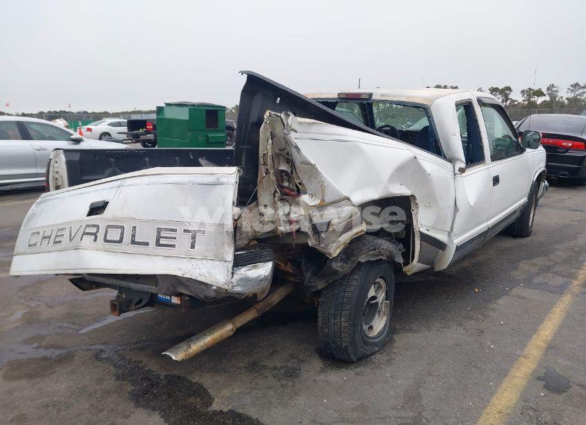 Photo 6 of 1994 Chevrolet Gmt-400 C1500 (VIN 2GCEC19K4R1171388)