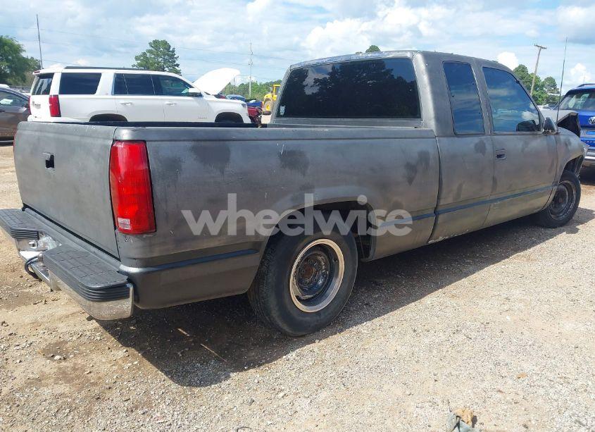 Photo 4 of 1993 Chevrolet Gmt-400 C1500 (VIN 2GCEC19K5P1268743)