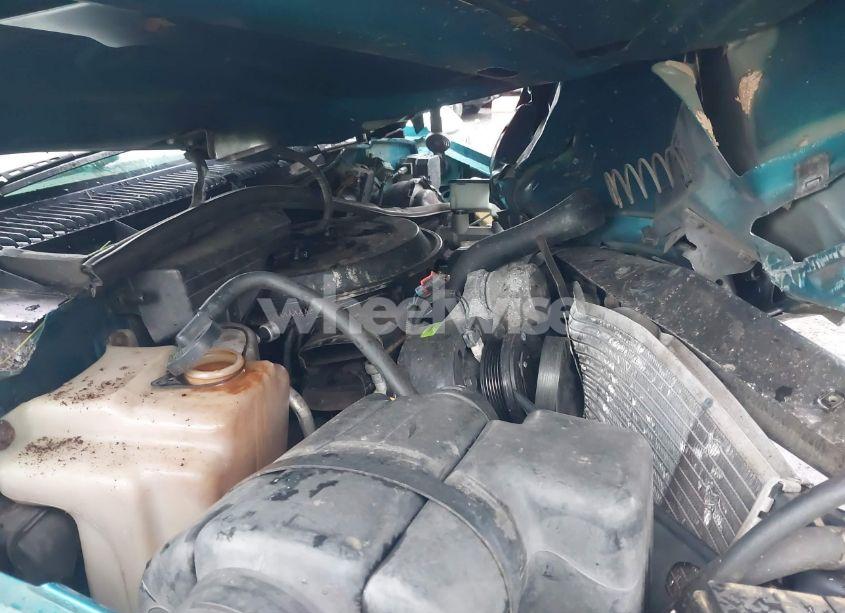 Photo 10 of 1994 Chevrolet Gmt-400 C1500 (VIN 2GCEC19K7R1141382)