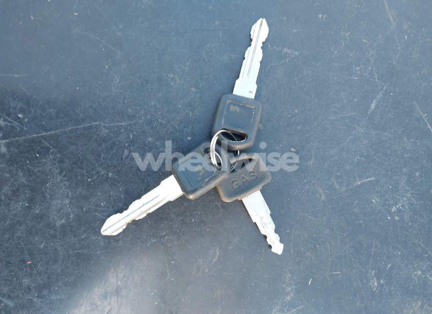 Photo 11 of 1995 Chevrolet Gmt-400 C1500 (VIN 2GCEC19K7S1256750)