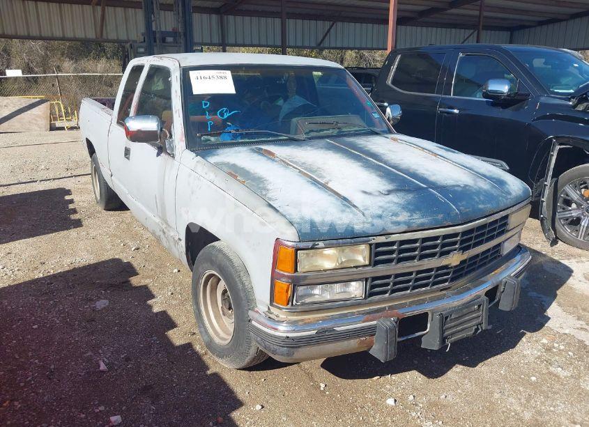 1992 Chevrolet Gmt-400 C1500 (VIN 2GCEC19K8N1140641) main photo