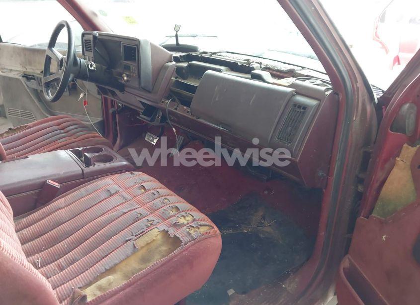 Photo 5 of 1992 Chevrolet Gmt-400 C1500 (VIN 2GCEC19K8N1140641)