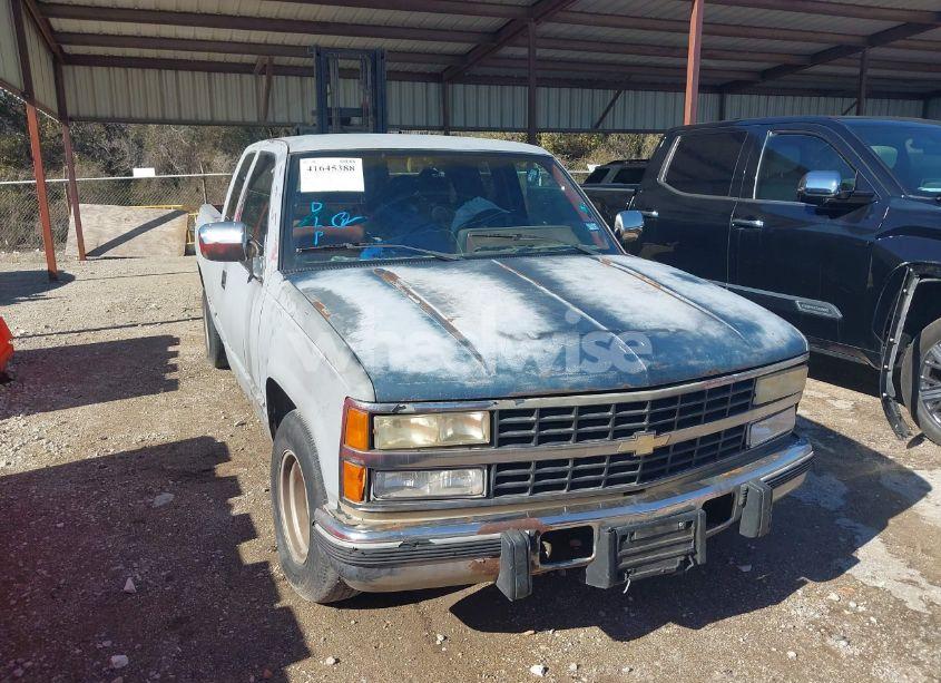 Photo 6 of 1992 Chevrolet Gmt-400 C1500 (VIN 2GCEC19K8N1140641)