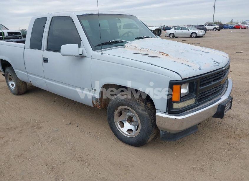 Photo 6 of 1995 Chevrolet Gmt-400 C1500 (VIN 2GCEC19K8S1160139)