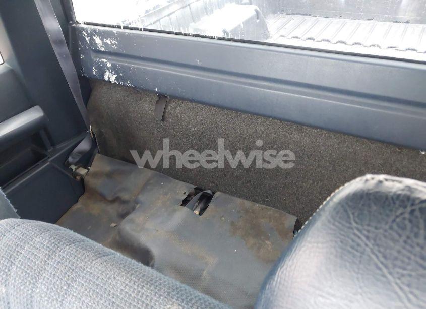 Photo 8 of 1995 Chevrolet Gmt-400 C1500 (VIN 2GCEC19K8S1160139)