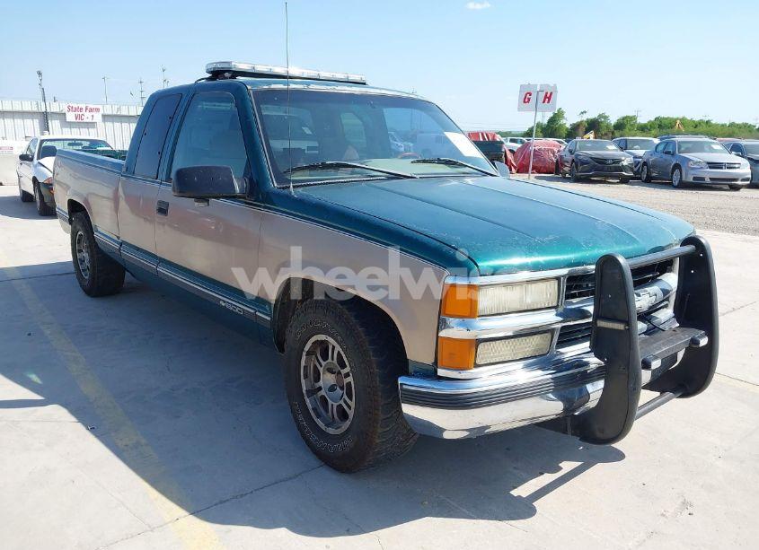 1995 Chevrolet Gmt-400 C1500 (VIN 2GCEC19K8S1282676) main photo