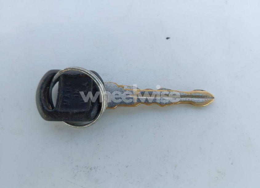 Photo 11 of 1995 Chevrolet Gmt-400 C1500 (VIN 2GCEC19K8S1282676)