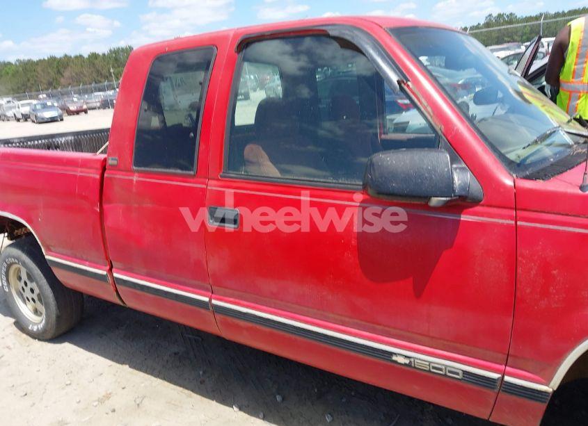 Photo 13 of 1995 Chevrolet Gmt-400 C1500 (VIN 2GCEC19K9S1275641)