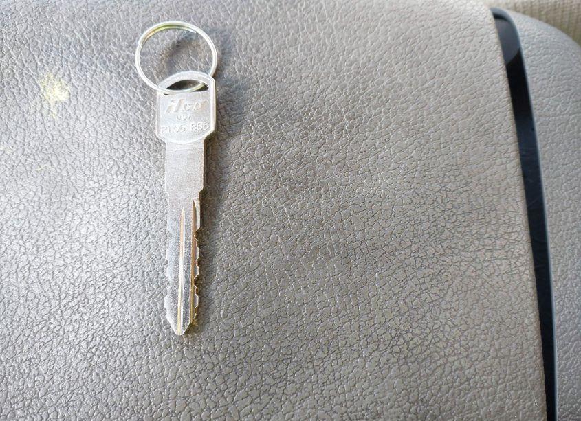 Photo 11 of 1996 Chevrolet Gmt-400 C1500 (VIN 2GCEC19M0T1168030)