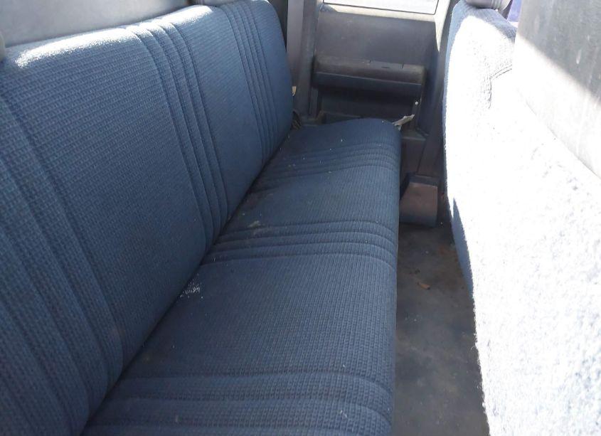 Photo 8 of 1996 Chevrolet Gmt-400 C1500 (VIN 2GCEC19M0T1168030)