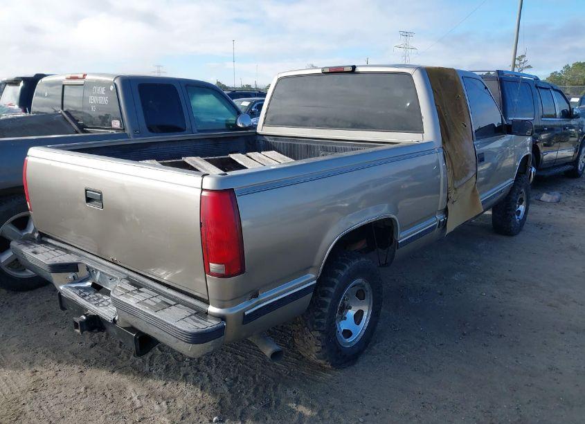 Photo 4 of 1998 Chevrolet C1500 FLEETSIDE (VIN 2GCEC19M0W1147389)