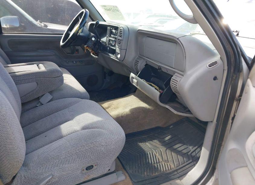 Photo 5 of 1998 Chevrolet C1500 FLEETSIDE (VIN 2GCEC19M0W1147389)