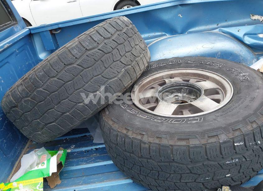 Photo 11 of 1996 Chevrolet Gmt-400 C1500 (VIN 2GCEC19M3T1133739)