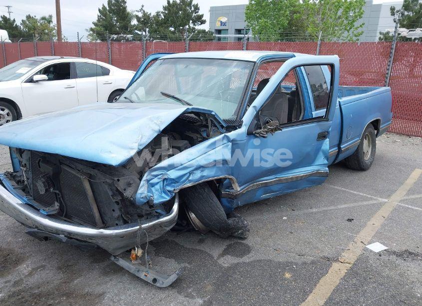 Photo 2 of 1996 Chevrolet Gmt-400 C1500 (VIN 2GCEC19M3T1133739)