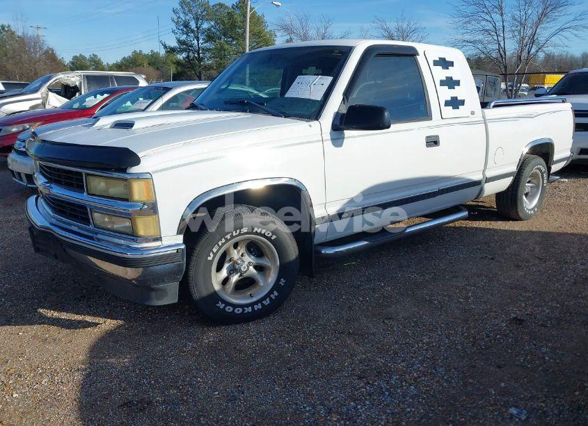Photo 2 of 1998 Chevrolet C1500 FLEETSIDE (VIN 2GCEC19M3W1109428)