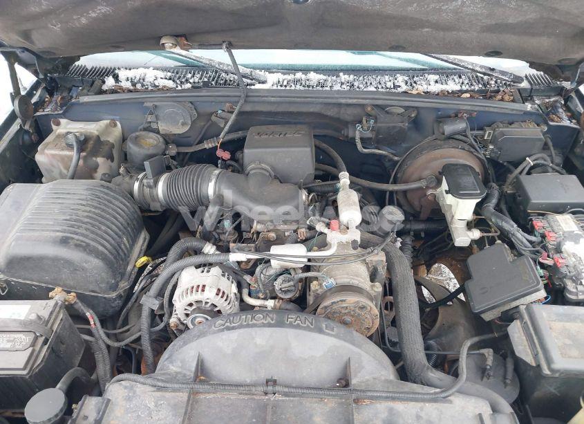 Photo 10 of 1996 Chevrolet Gmt-400 C1500 (VIN 2GCEC19M4T1129148)