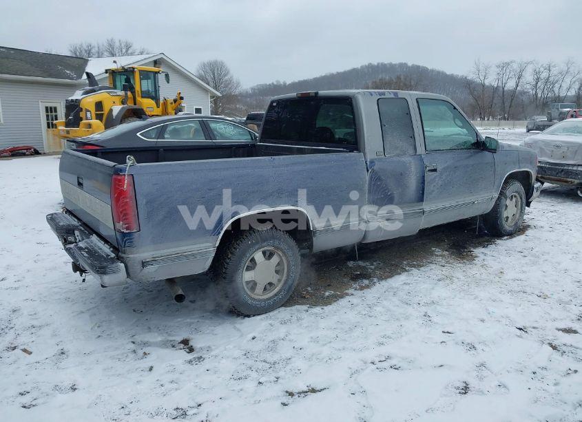 Photo 4 of 1996 Chevrolet Gmt-400 C1500 (VIN 2GCEC19M4T1129148)