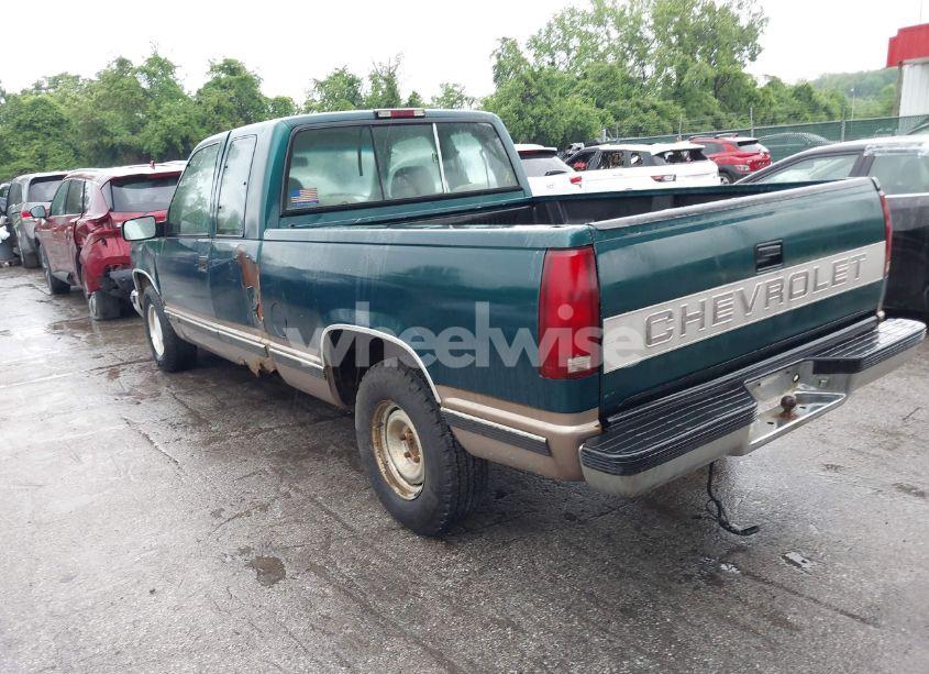 Photo 3 of 1996 Chevrolet Gmt-400 C1500 (VIN 2GCEC19M5T1159209)