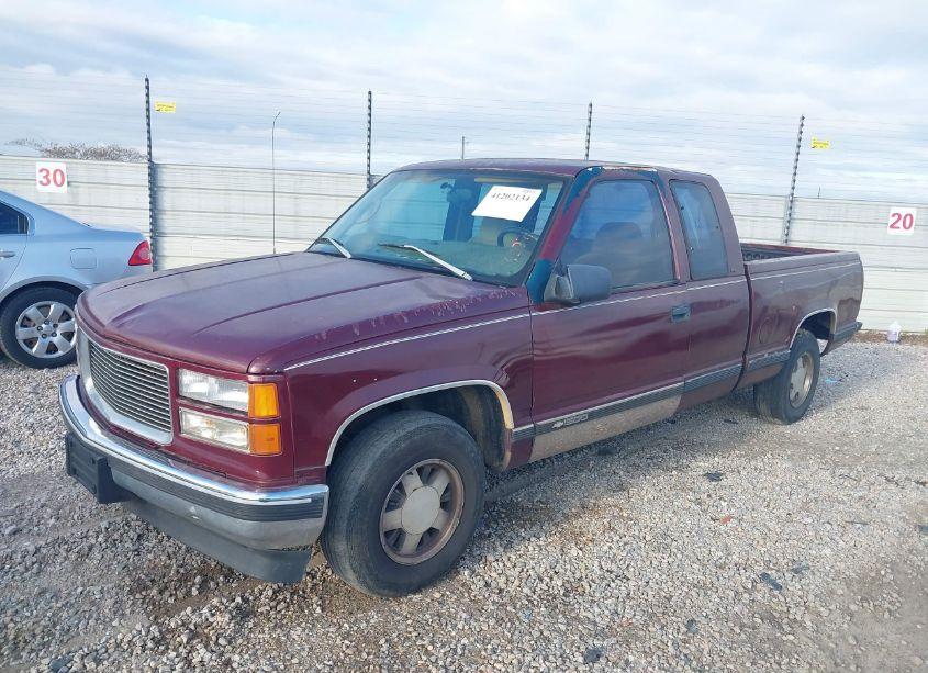 Photo 2 of 1998 Chevrolet C1500 FLEETSIDE (VIN 2GCEC19M5W1207375)